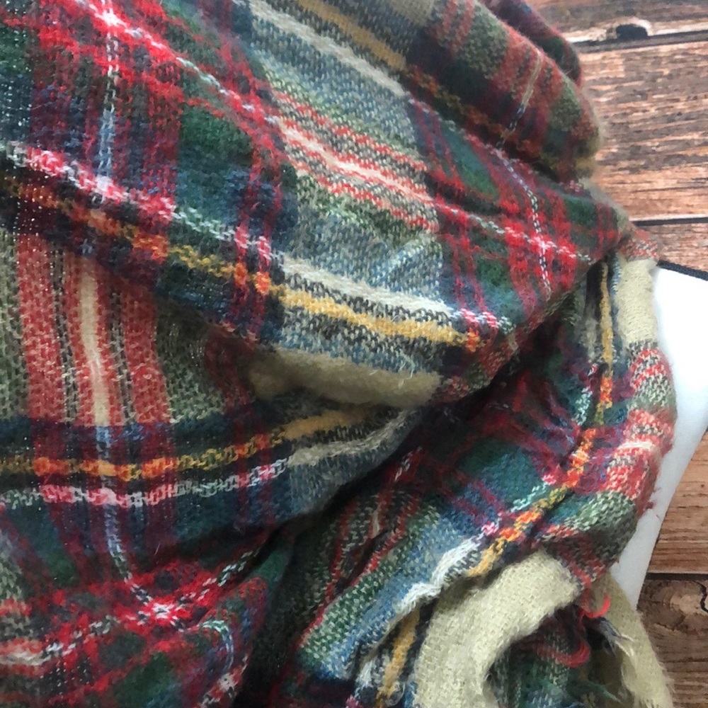 3/$20 Blanket Scarf - Picture 4 of 4
